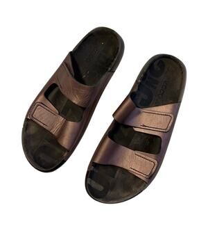 Ecco 2nd Cozmo Womens 38 7.5 Two Strap Fluidform Leather Sandals Slides